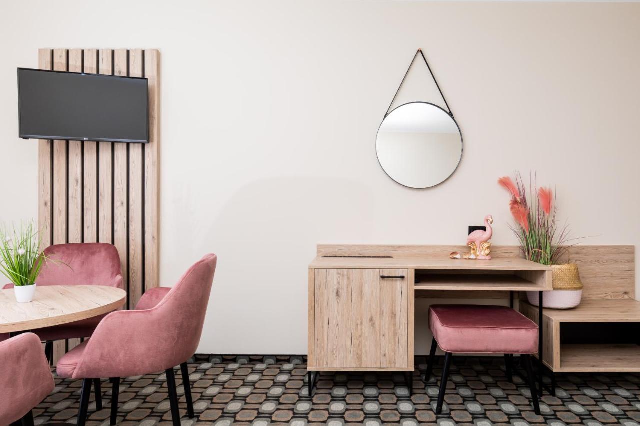 Flamingo Lägenhet Pobierowo Exteriör bild